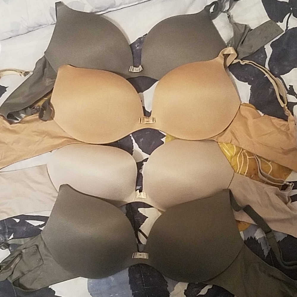 Incredible push up plunge bras bundle of 4